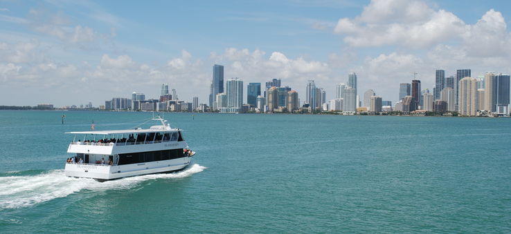 Passeio de barco está entre as 5 coisas para fazer em Miami