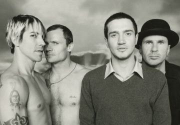 Frases de Red Hot Chili Peppers em inglês com tradução